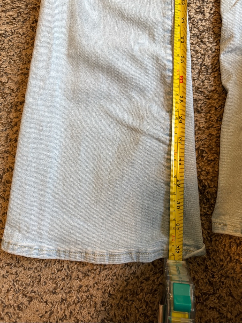 Levi’s 725 Flare Jeans - Picture 4 of 5